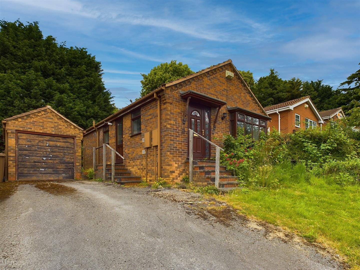 Longbeck Avenue, Mapperley, Nottingham David James